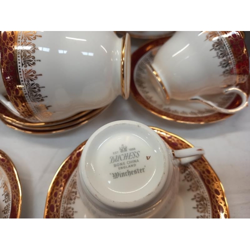 498 - A Duchess Winchester bone china tea set. Collect Only.