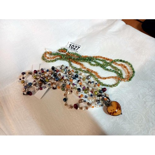 1027 - Two freshwater pearl necklaces.