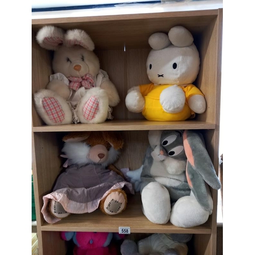 558 - A collection of soft toys including Bugs Bunny.