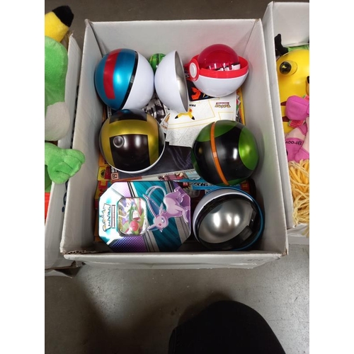 572 - A very good collection of Pokemon items, including toys, cards, Tu registered Plush toys etc