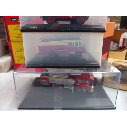 579 - A quantity of boxed Diecast models including Oxford Diecast Vanguards Vitesse etc.