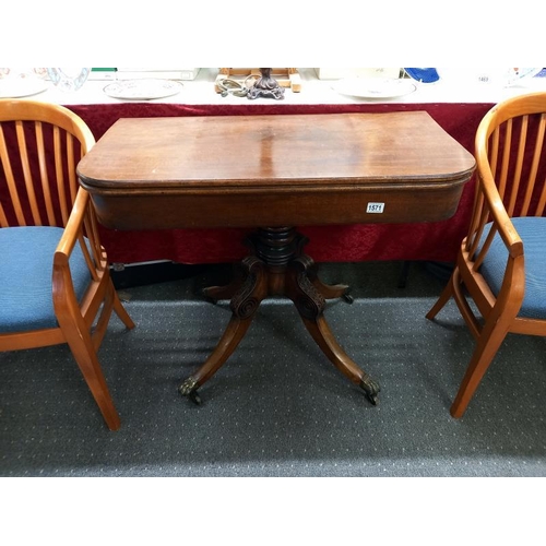 1571 - A Victorian mahogany fold over tea/card table.