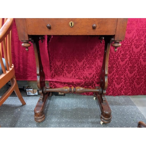 1572 - A mahogany work table. COLLECT ONLY.