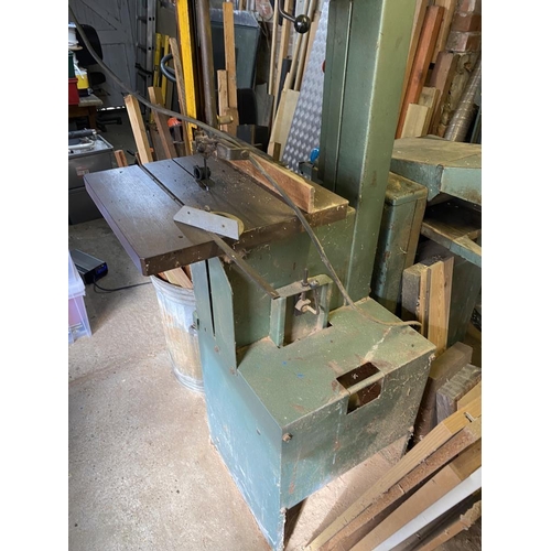 59 - A startrite 352 bandsaw 6' tall spare blade. Collect Only.