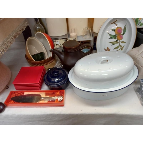 545 - A large selection of kitchenalia including enamel cooking pot Royal Worcester Evesham serving bowl, ... 