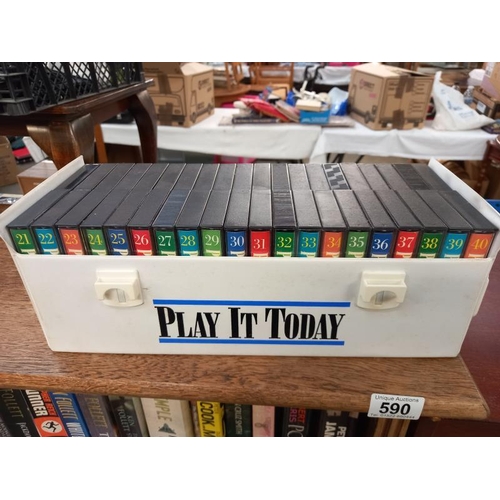 588 - Play it today, how to play the keyboard in 40 lessons cassettes and books in case.