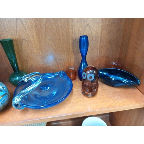 599 - A selection of art glass, including Swan dish, Owl paperweight, etc.