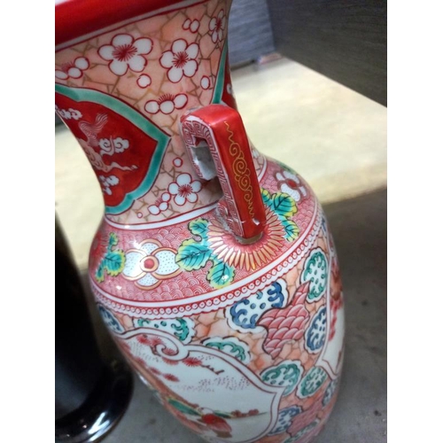 665 - A good selection of vases, 1 A/F, Collect only