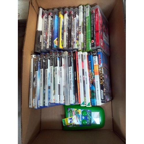 666 - A quantity of PlayStation & Nintendo Wii games including PC CD rom