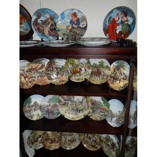 506 - Approximately 25 assorted collector's plates.