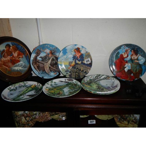 506 - Approximately 25 assorted collector's plates.