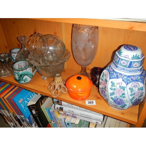 369 - A mixed lot of bowls, jugs etc.,