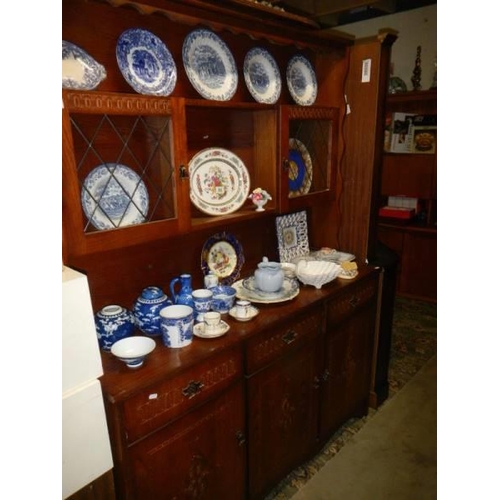 384 - An oak dresser. COLLECT ONLY.