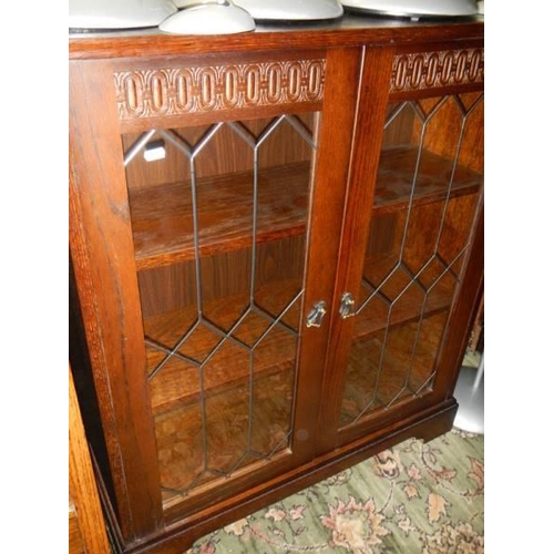 401 - A 20th century display cabinet. COLLECT ONLY.