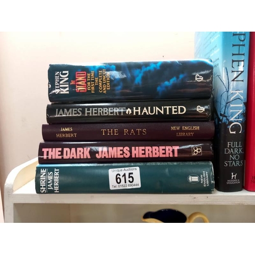 615 - A selection of James Herbert and Stephen King hard back books ( missing it's cover)