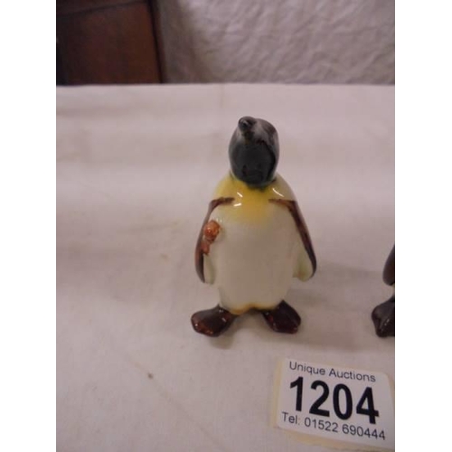 1204 - Two Beswick penguins.