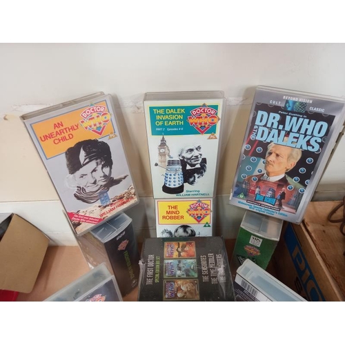 759 - A quantity of vintage Dr who VHS video cassettes, includes 1 sealed in packet