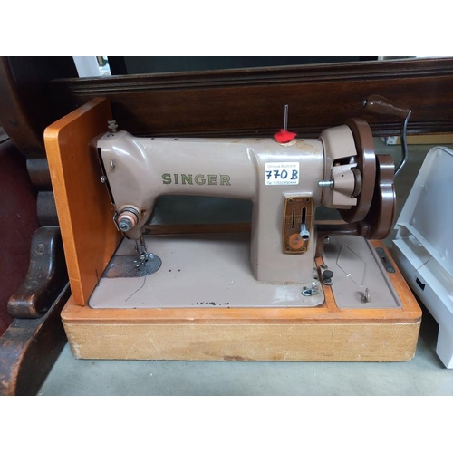 770B - Vintage Singer 185k sewing machine