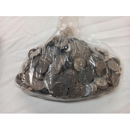 790 - A large bag of mainly Canadian 5c coins