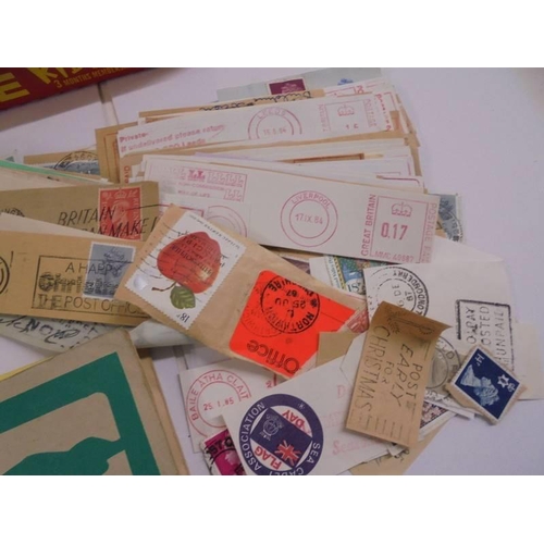 1179 - A mixed lot of loose stamps etc.,