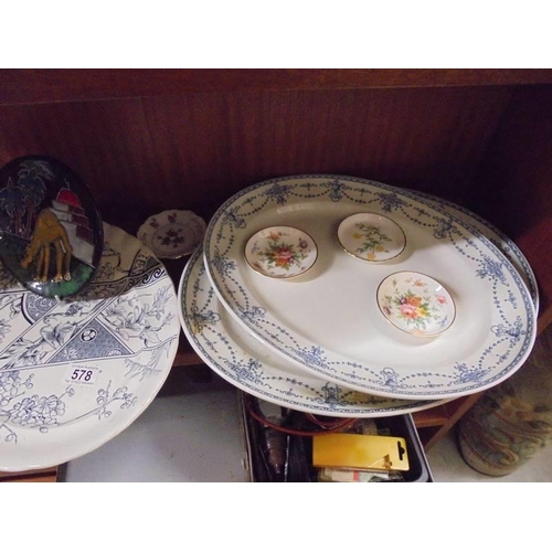 578 - Four large meat platters etc., COLLECT ONLY.