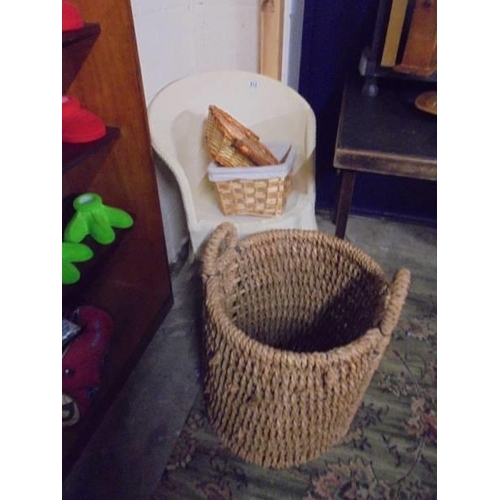 513 - A bedroom chair, linen basket etc., COLLECT ONLY.