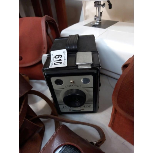 610 - 5 cased vintage cameras