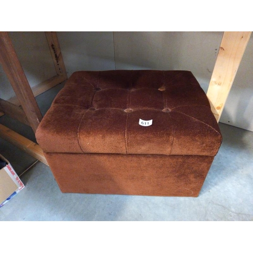 611 - A brown Draylon storage box/stool