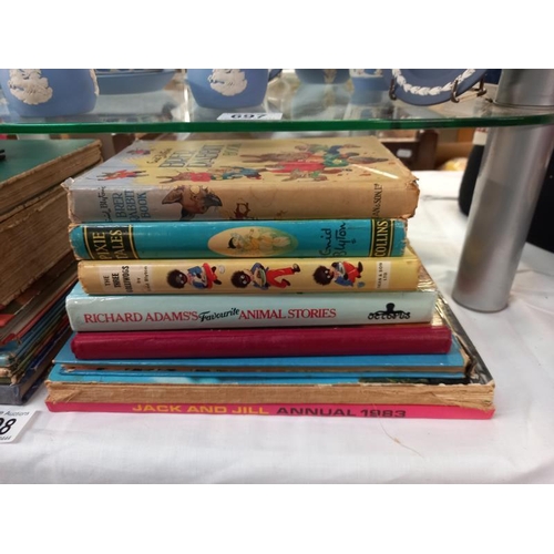 698 - A quantity of children's books including Enid Blyton