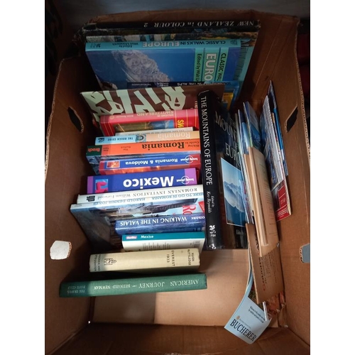 700A - A quantity of books including American Journey by Bernard Newman