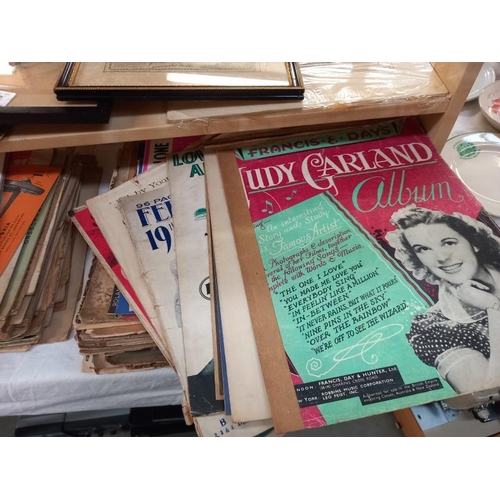 710 - A quantity of ephemera including Lincolnshire maps, prints, early 20th century cage bird magazines &... 