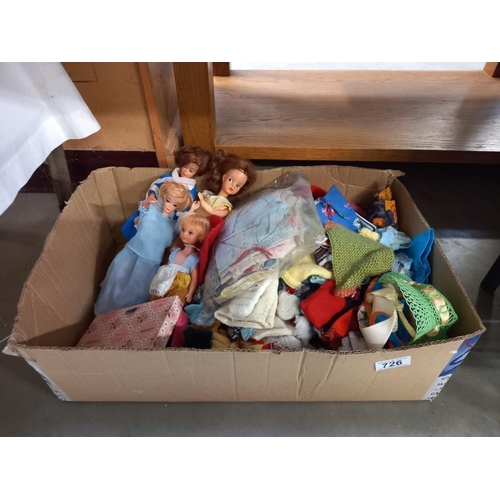 726 - A box of Sindy/Barbie STYLE/type Dolls with clothing