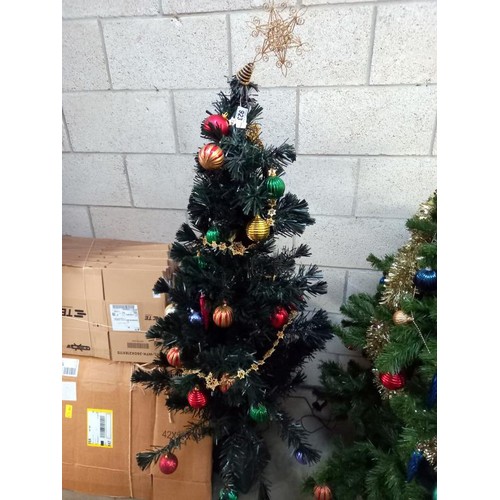 923 - A 5 foot Christmas tree with decorations. COLLECT ONLY