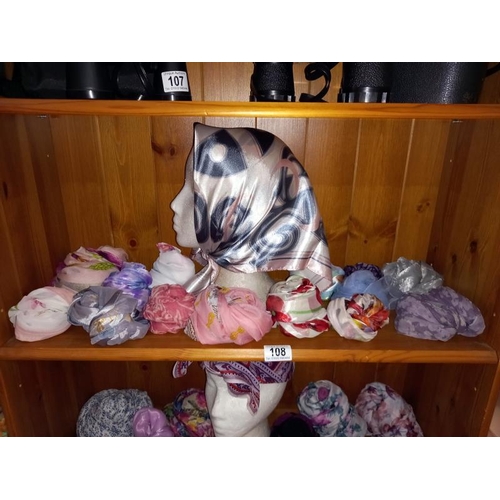 108 - A good selection of vintage ladies scarves (heads not included)