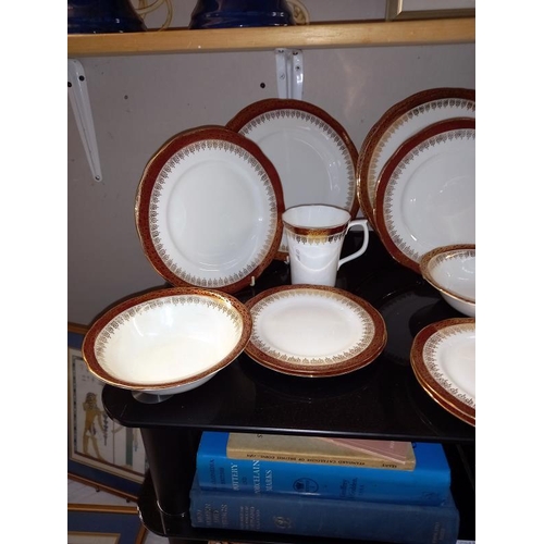 28 - A Duchess Winchester bone china dinner service