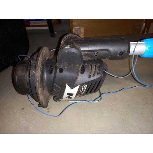 67 - A Mac Allister 430w electric strimmer in working order