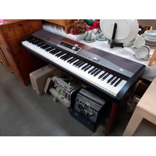 133 - A Gear 4 music SP5100 electric organ