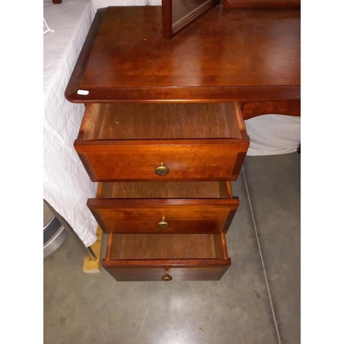 164 - A solid mahogany triple mirror backed dressing table with brass knobs (COLLECT ONLY)