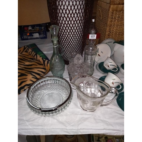 177 - A quantity of mixed glass including fruit bowl & bottles etc.