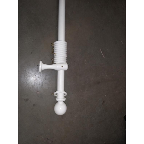 202 - A curtain pole, 222cm long (COLLECT ONLY)