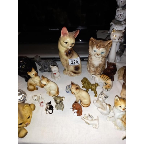 225 - A quantity of cat ornaments