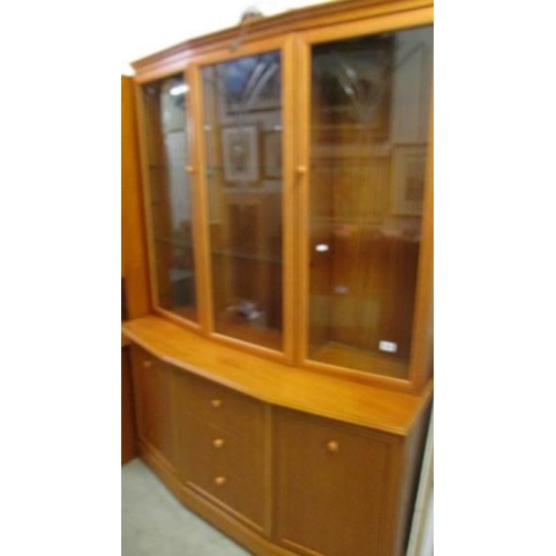 1459 - A superb quality pale mahogany display cabinet with etched glass doors, in as new condition. COLLECT... 