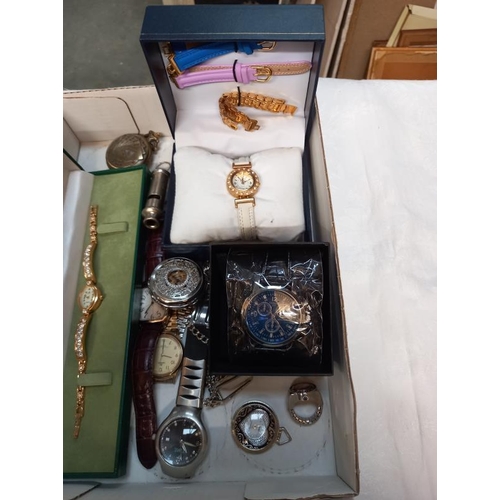 308 - A mixed lot of pocket watches & wristwatches