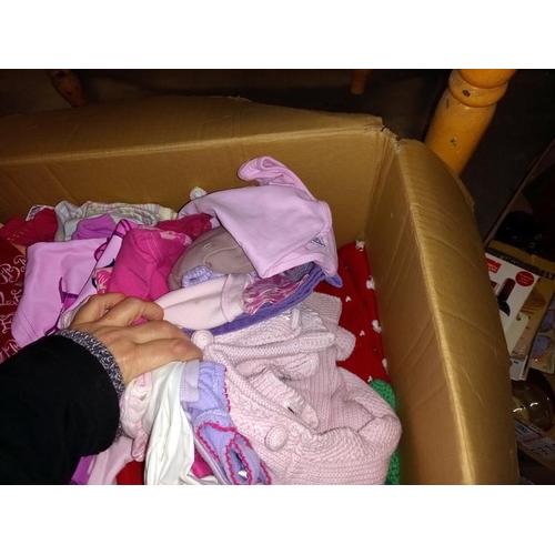 402 - A box of young girls/toddlers clothes