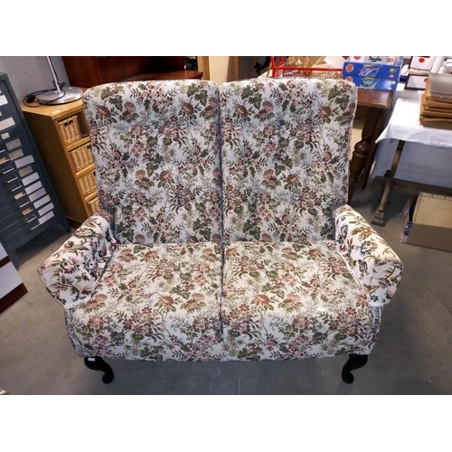 476 - 2 piece cottage lounge suite on Queen Anne legs