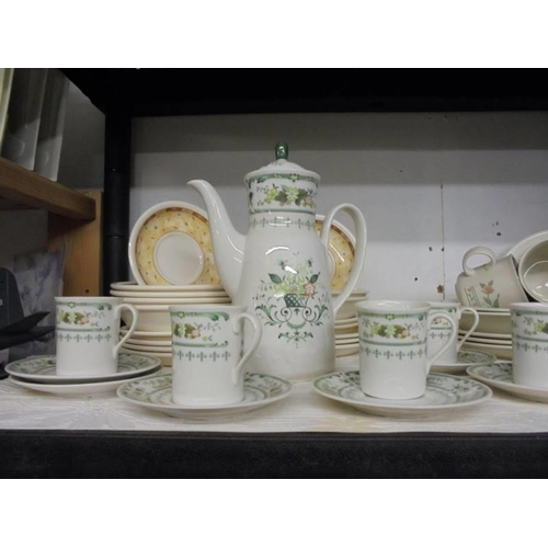 807 - A Royal Doulton coffee set (missing 1 cup) and other ceramics.