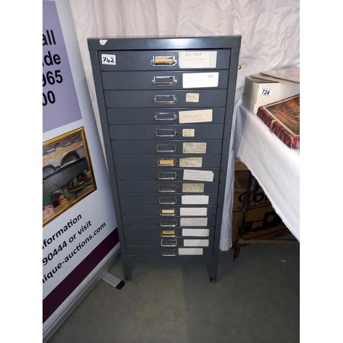 742 - 15 drawer metal filing chest of drawers 41.5cm x 24.5cm, height 100cm