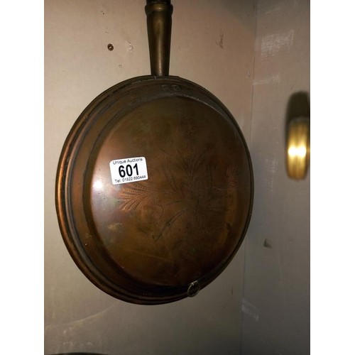 601 - A Victorian copper warming pan, COLLECT ONLY.