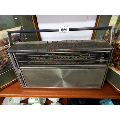 659 - A vintage Grundig radio.