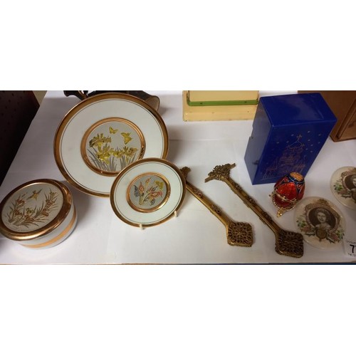 770 - A mixed lot of ceramics including Limoges, Chokin etc.,